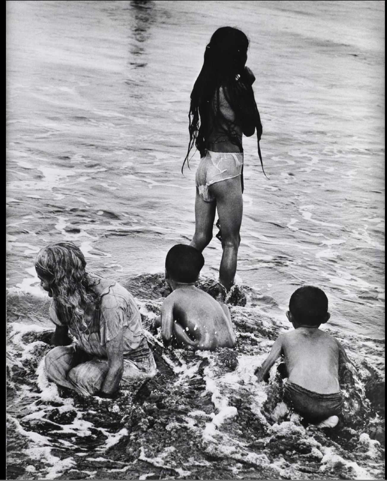 Ken Heyman: People Bathing in Water.